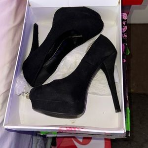 black platform pumps